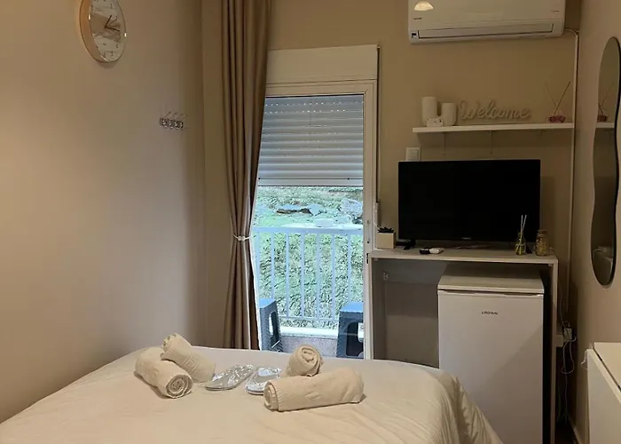 Av Luxury Accommodations 3